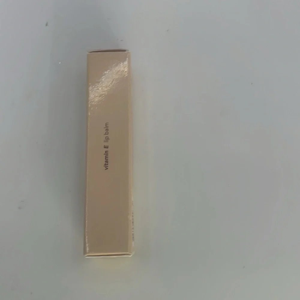 💥 Persona E-Balm – Tinted Lip Balm in 